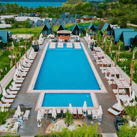 Ramada Resort By Wyndham Thermal Sapanca